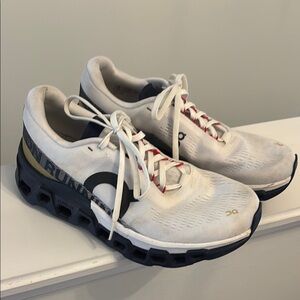 On Cloud Running Women’s White and Navy Athletic Shoes